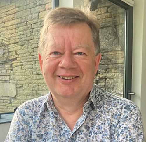 Mark Harris headshot